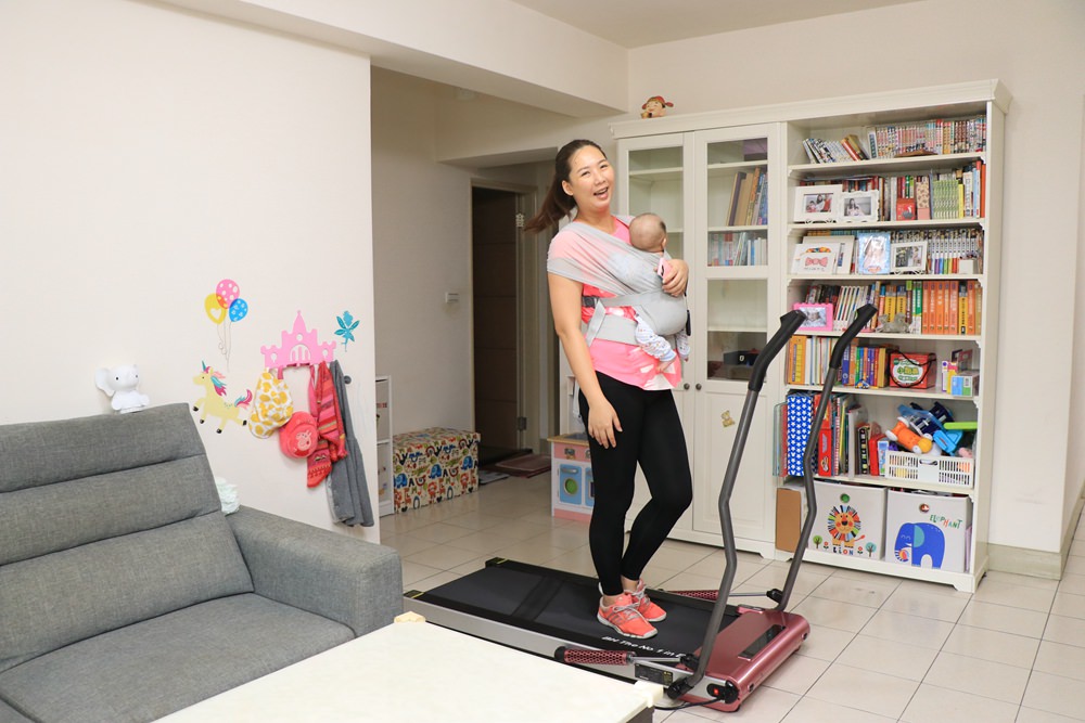 全職媽媽也能在家運動-BH健走機 ▌免安裝，簡單操作的跑步機