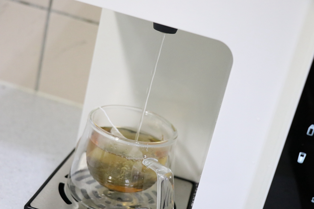 Bianco di puro 彼安特－省電智慧即熱式飲水機。3秒出水9秒沸騰，泡奶喝茶更方便
