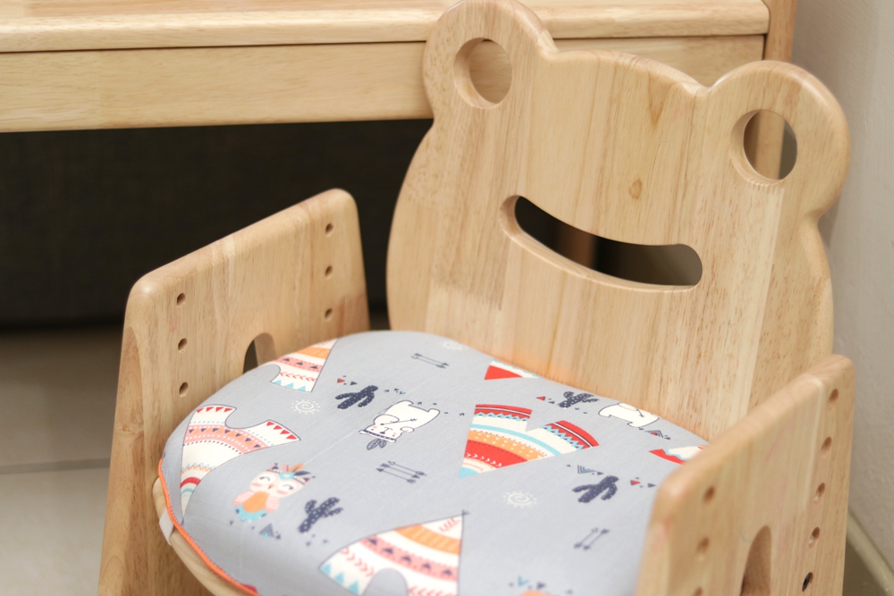 環安傢俱－幼兒成長桌椅推薦，一張能用到小學的桌椅