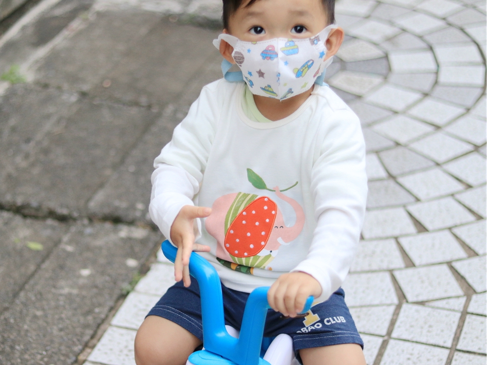 Uneed童裝-MIT台灣製，親膚舒適，適合敏感肌寶貝（短袖、長袖都好穿）