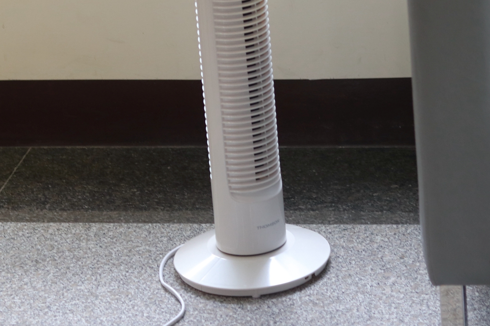 家用風扇推薦-THOMSON塔扇，更安全的風扇，體積小不占空間。旺德電通代理