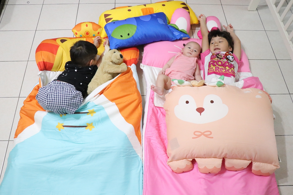 逗寶 Milo & Gabby動物好朋友枕頭、二合一雙面睡袋，枕心防塵蹣+枕套莫代爾材質，透氣不悶熱
