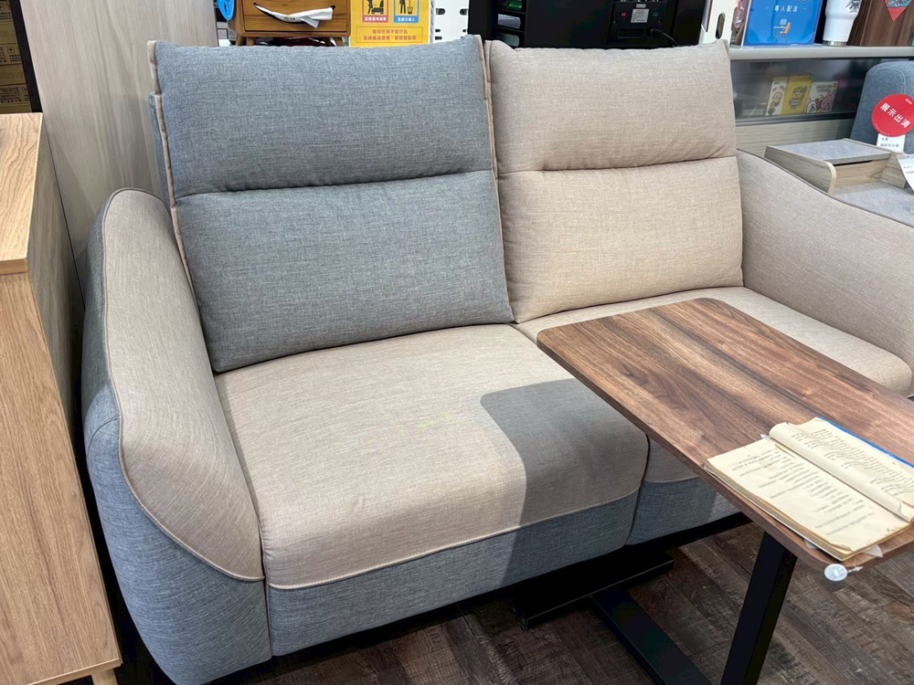 億家具批發倉庫宜蘭門市，近羅東車站，一站購足所需傢俱