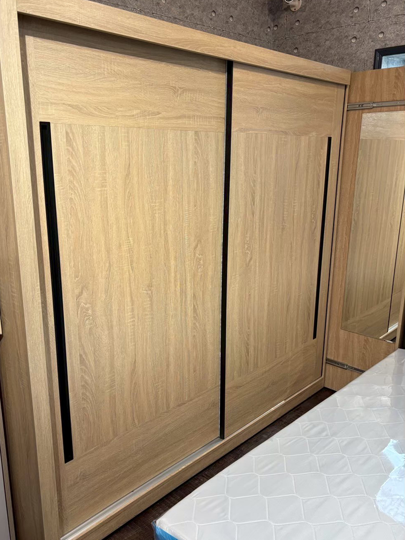 億家具批發倉庫宜蘭門市，近羅東車站，一站購足所需傢俱