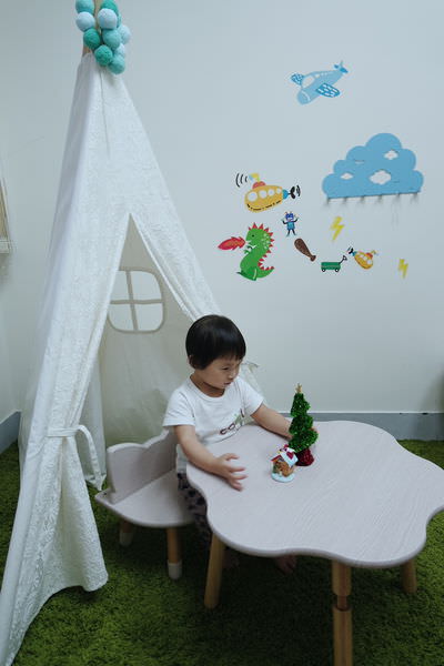 寶寶桌椅。MyTolek童樂可樂遊桌椅組開箱 ▋美型兒童桌椅/遊戲桌