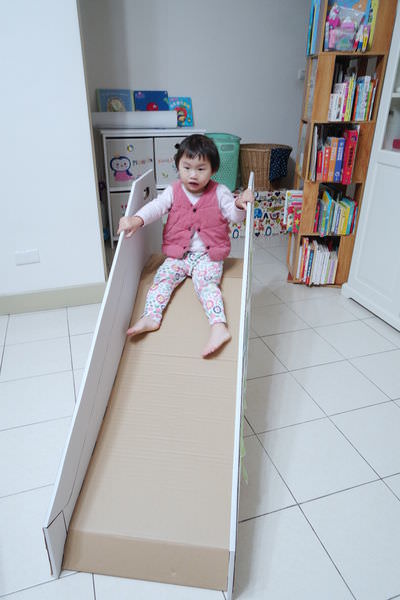 【寶寶】CHARPAPA溜溜畫溜滑梯開箱 ▋組裝溜滑梯，在家就能玩