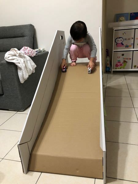 【寶寶】CHARPAPA溜溜畫溜滑梯開箱 ▋組裝溜滑梯，在家就能玩