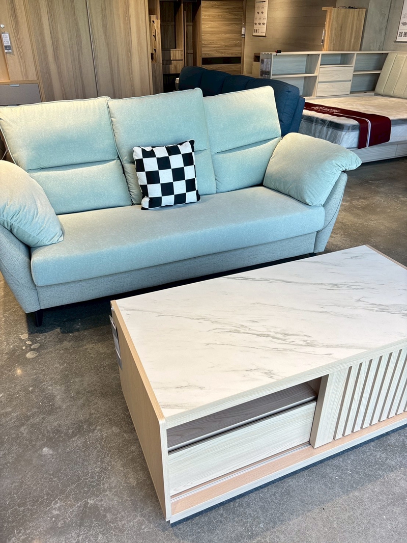 億家具批發倉庫嘉義門市,四層樓家具展示,提供全屋客製化 億家具批發倉庫嘉義門市,四層樓家具展示,提供全屋客製化